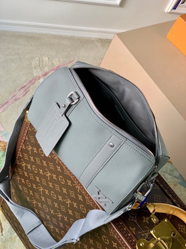 LV Speedy Bags